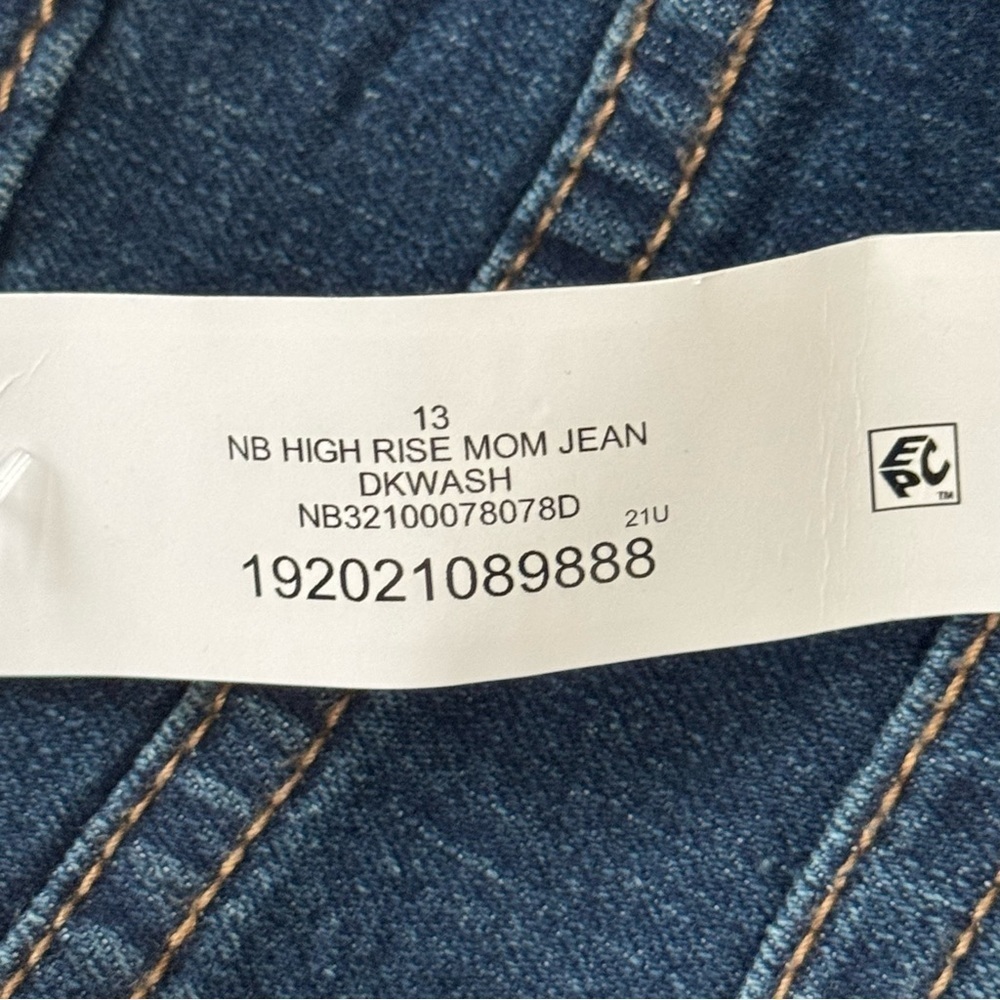 No Boundaries Juniors High Rise Mom Jeans Size 13 | 27" Inseam NWT LOT Of 2 - Picture 10 of 15